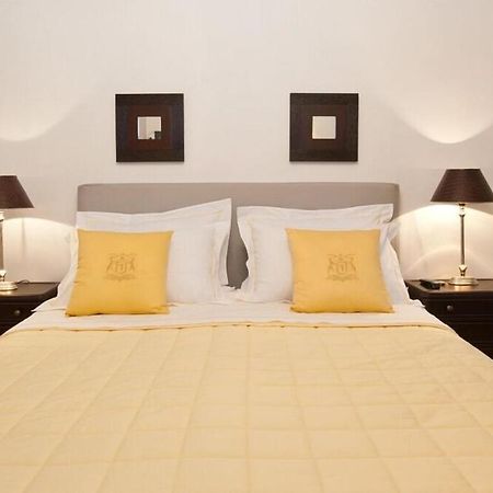 Acropolis Luxury Apartment With Balcony Athen Eksteriør billede